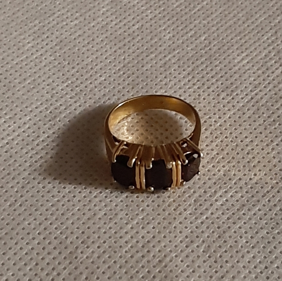 Seta Ruby Ring - Picture 5 of 5